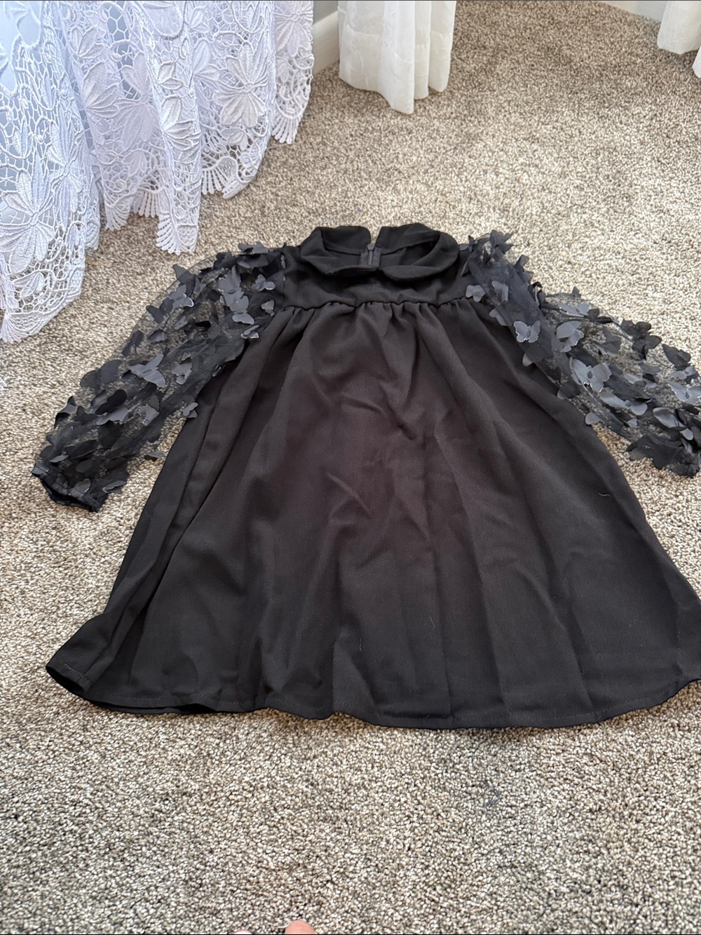 Girls Black Floral-Appliqué Sleeve Party Dress